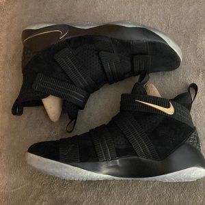 Lebron Soldier 11 SFG 2017 NBA Playoff Edition